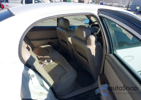 2005 Buick Park Avenue from USA, damaged, VIN 1G4CW54KX54106844